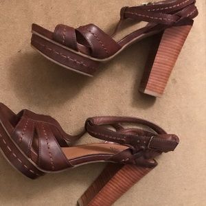 Kenneth Cole Platform Brown Leather Sandals